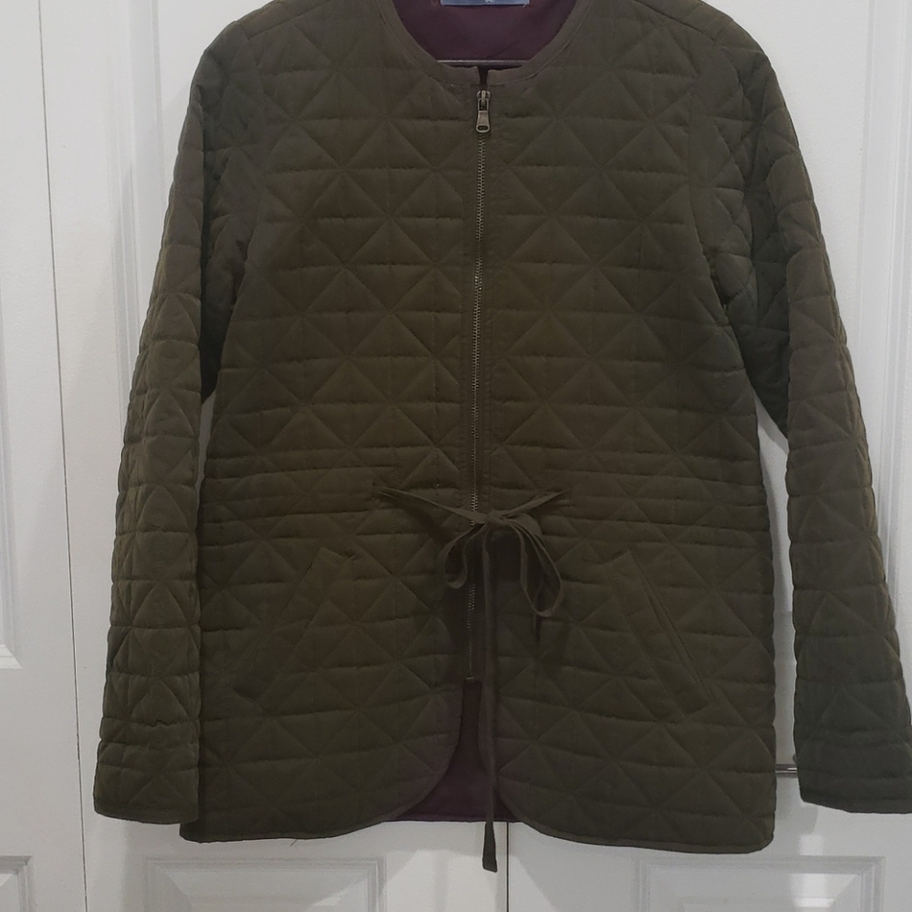 Signature weekends quilted jacket. - Picture 6 of 15